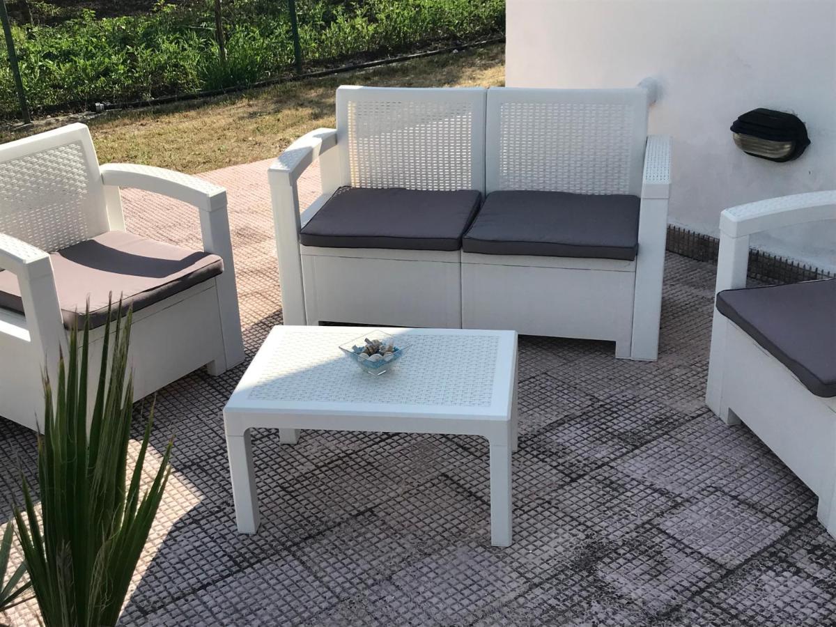 Villa Angela Case Vacanza Весте Екстериор снимка